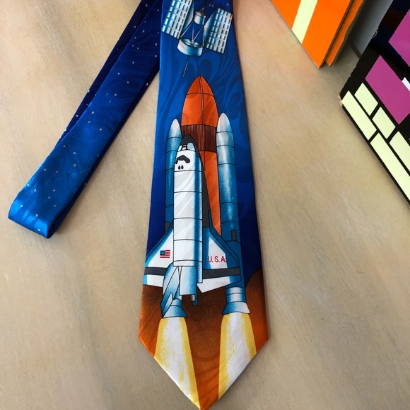 NWOT Space Shuttle Tie - Picture 2 of 4